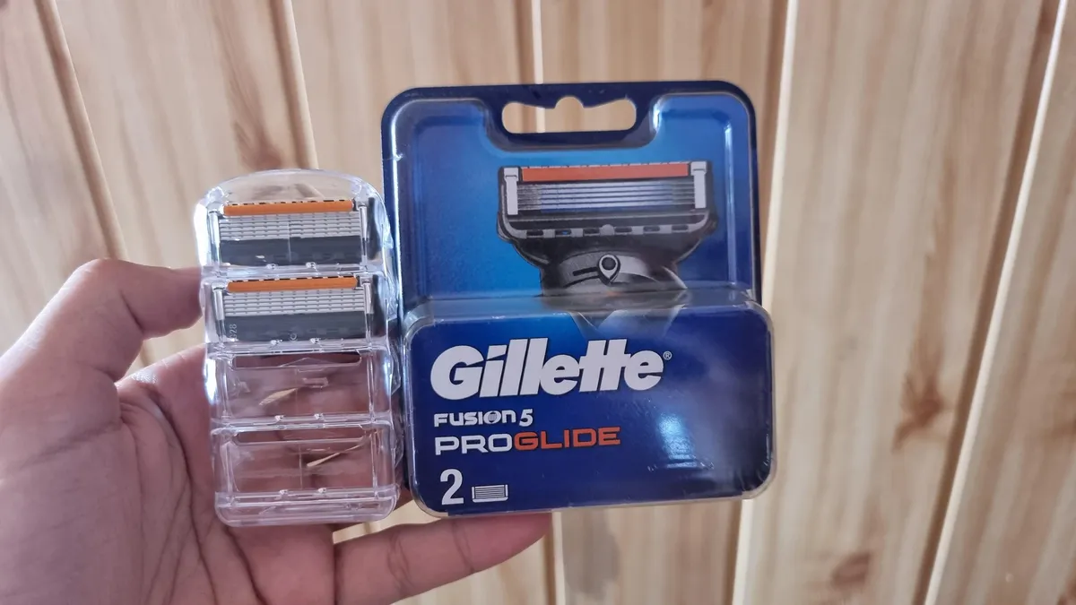 Gillette Fusion5 ProGlide package photo