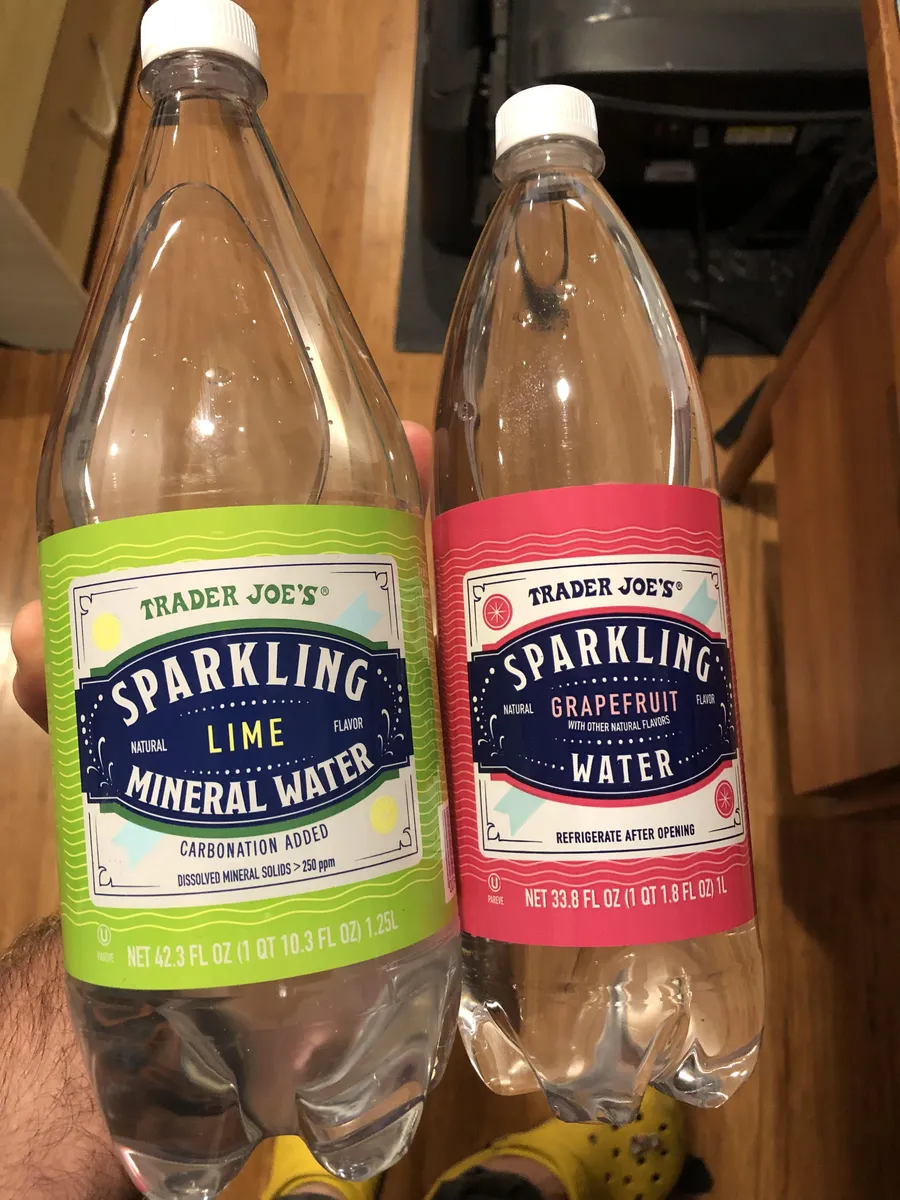 Trader Joe's Sparkling Water package photo