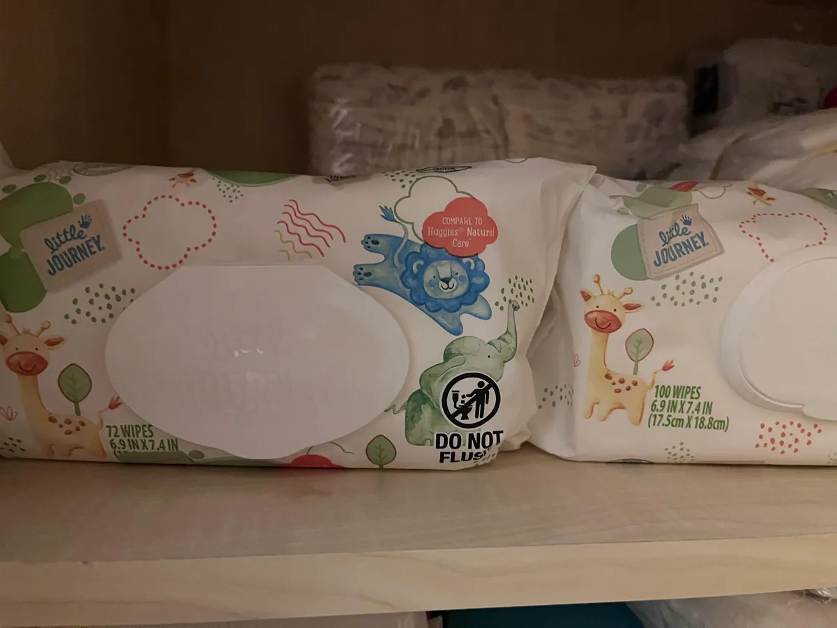 Aldi Baby Wipes package photo