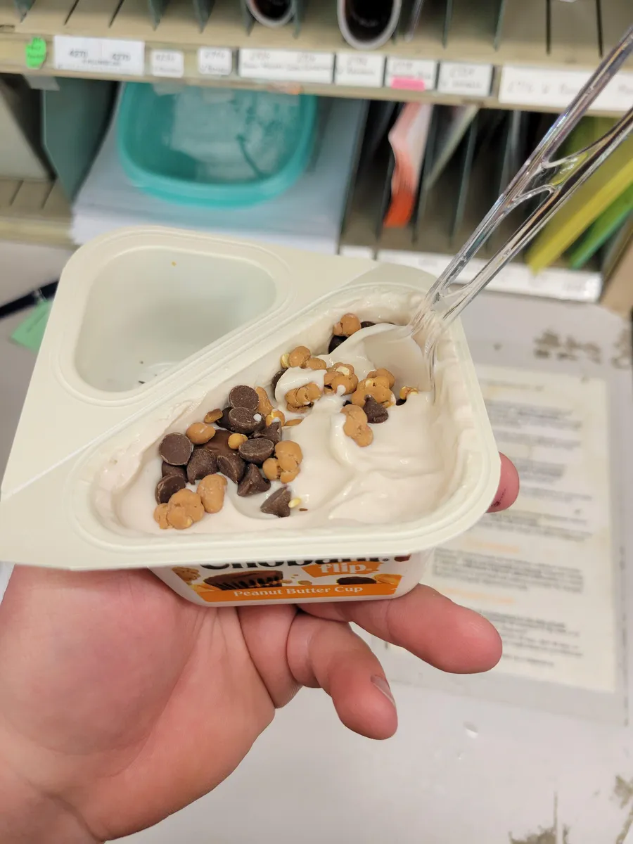 Chobani Chobani Yogurt with Peanut Butter Cups