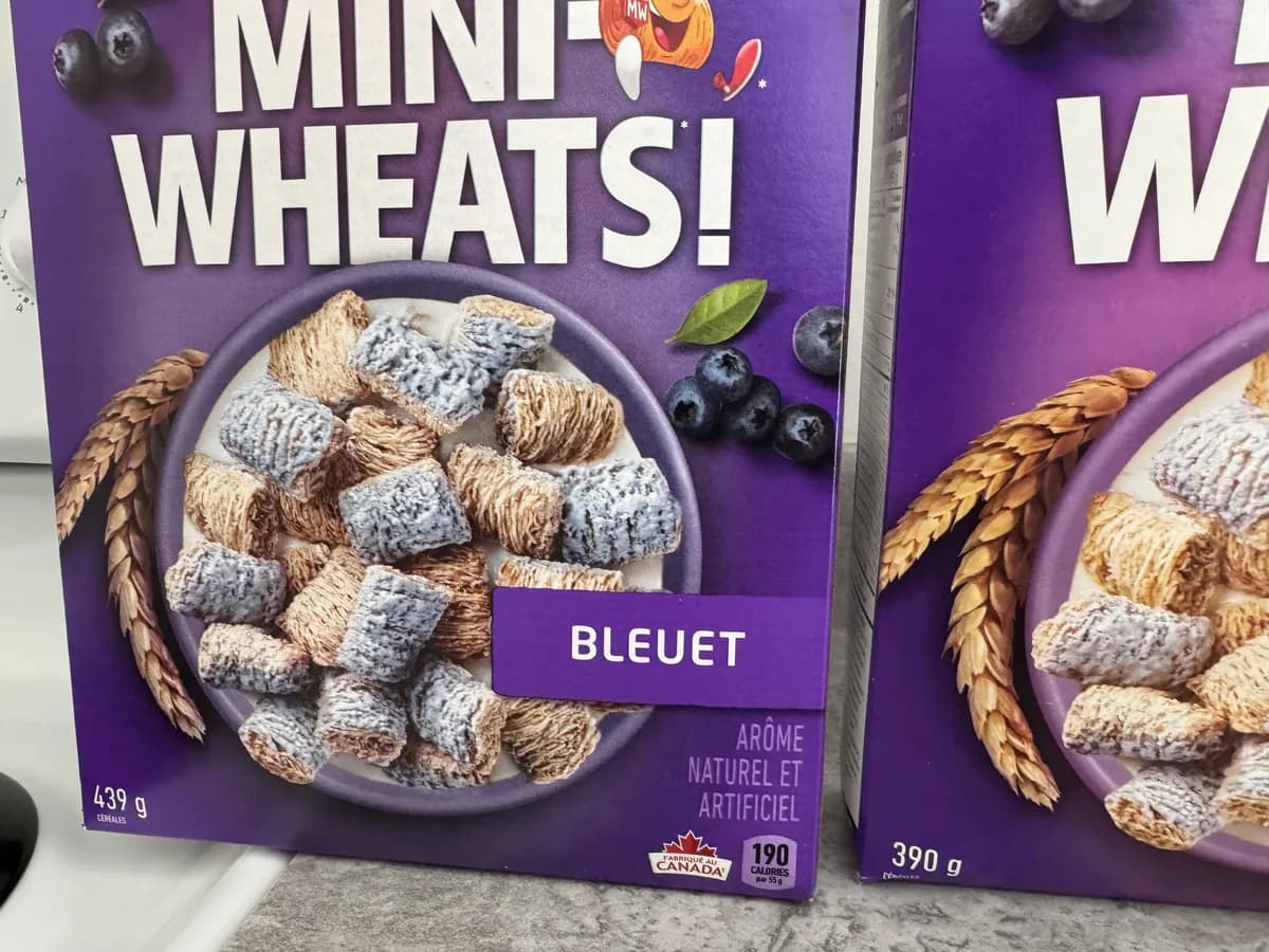 Kellogg Mini Wheats Blueut package