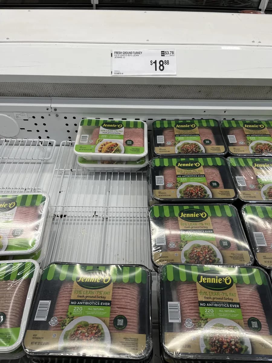 Jennie-O Ground Turkey package photo
