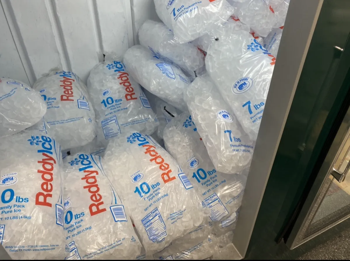 Reddy Ice — 10lb to 7lb